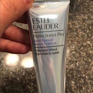 Estée Lauder perfectionist pro